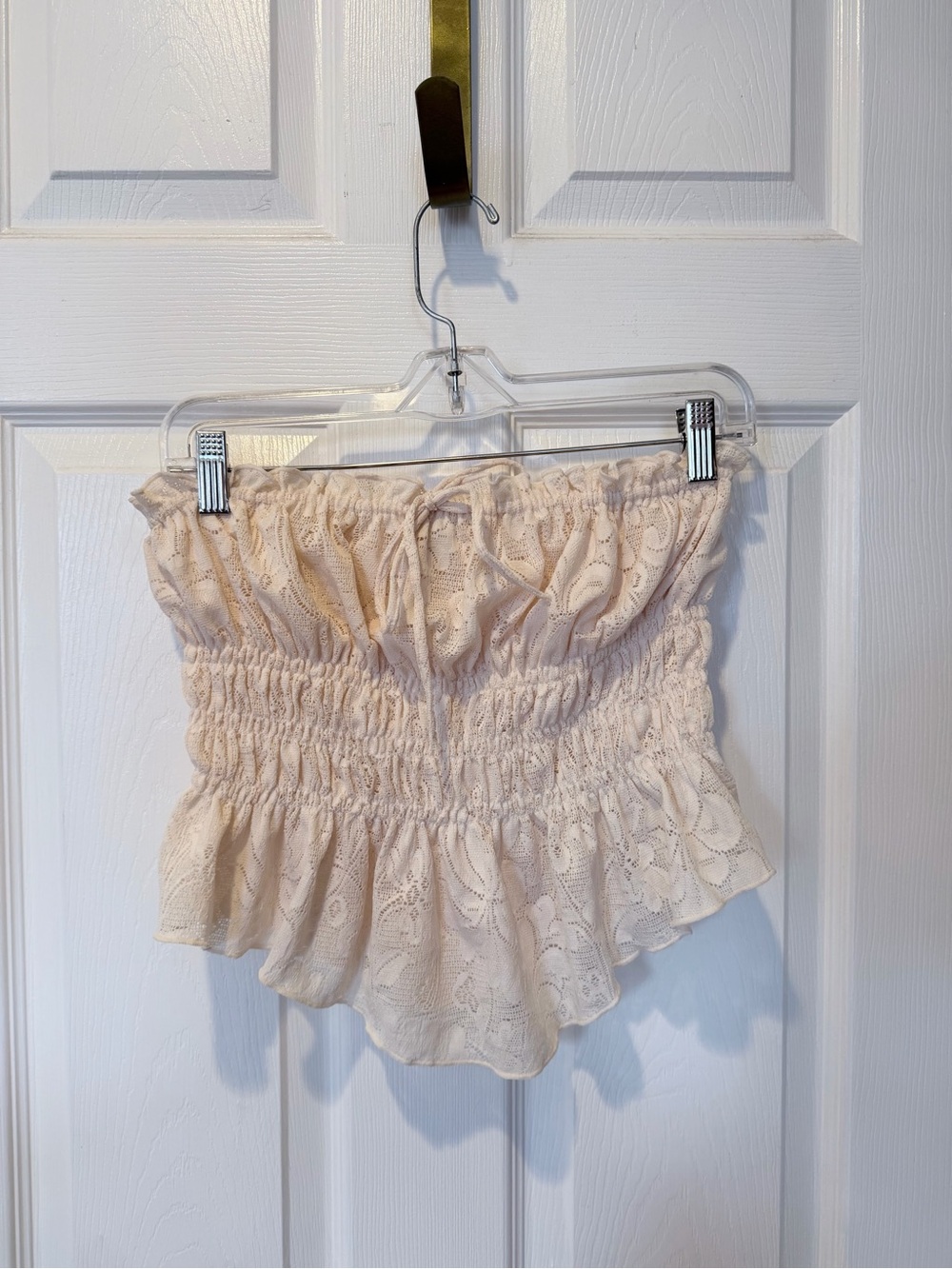 UO Out from Under Ruched & Ruffled Strapless Tube Top